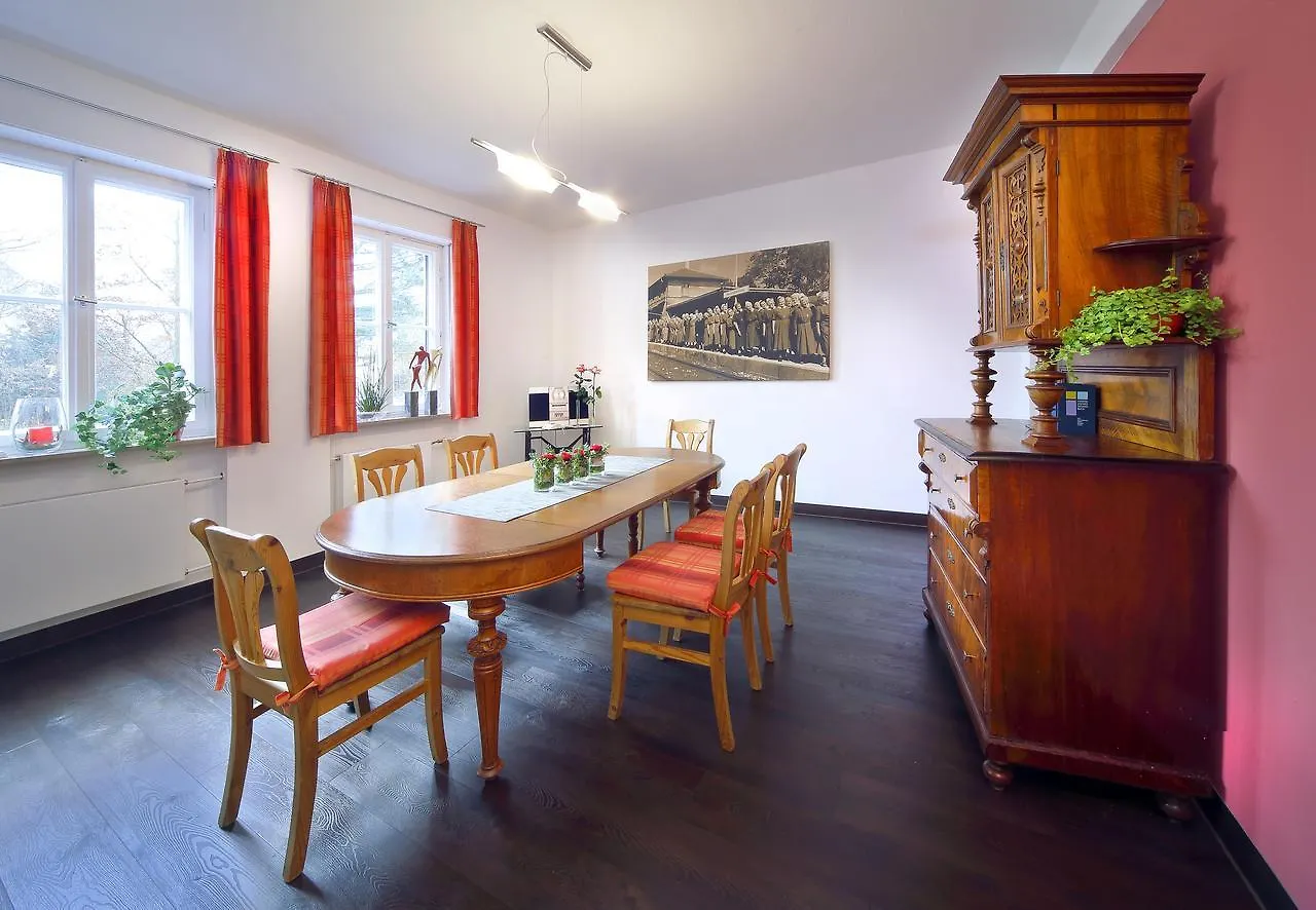 Dialog-Hotel Neuendettelsau Hotel